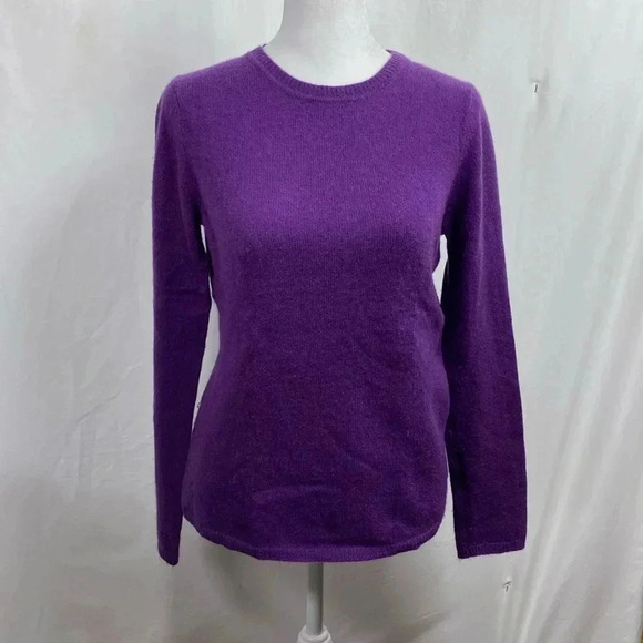 Peck & Peck Purple Cashmere Woman’s Crew Neck Sweater, Size Small. - Picture 1 of 9